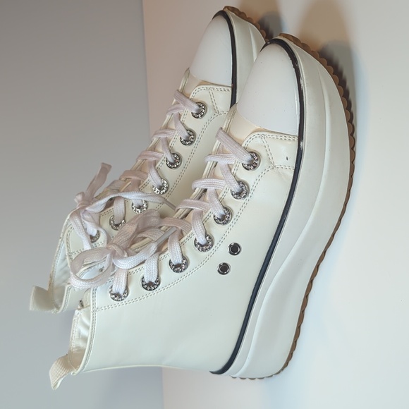 Steve Madden Shoes - Steve Madden J-Winston High-Top Sneakers Size 5